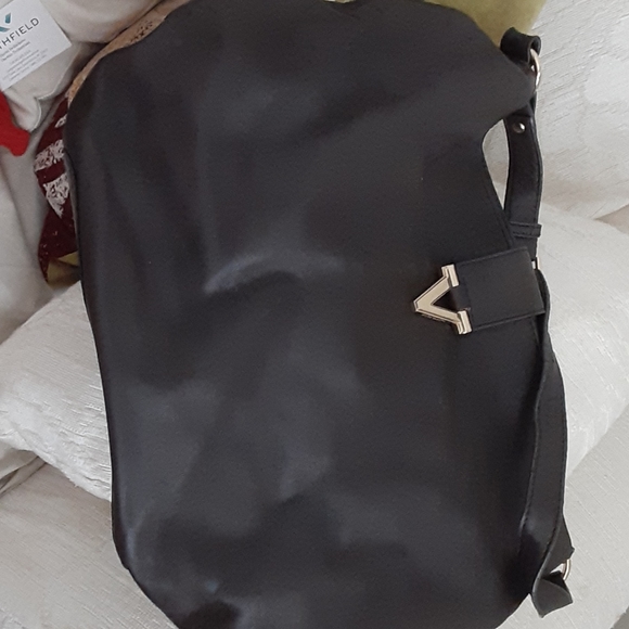 Vince Camuto Handbags - Vince camuto purse